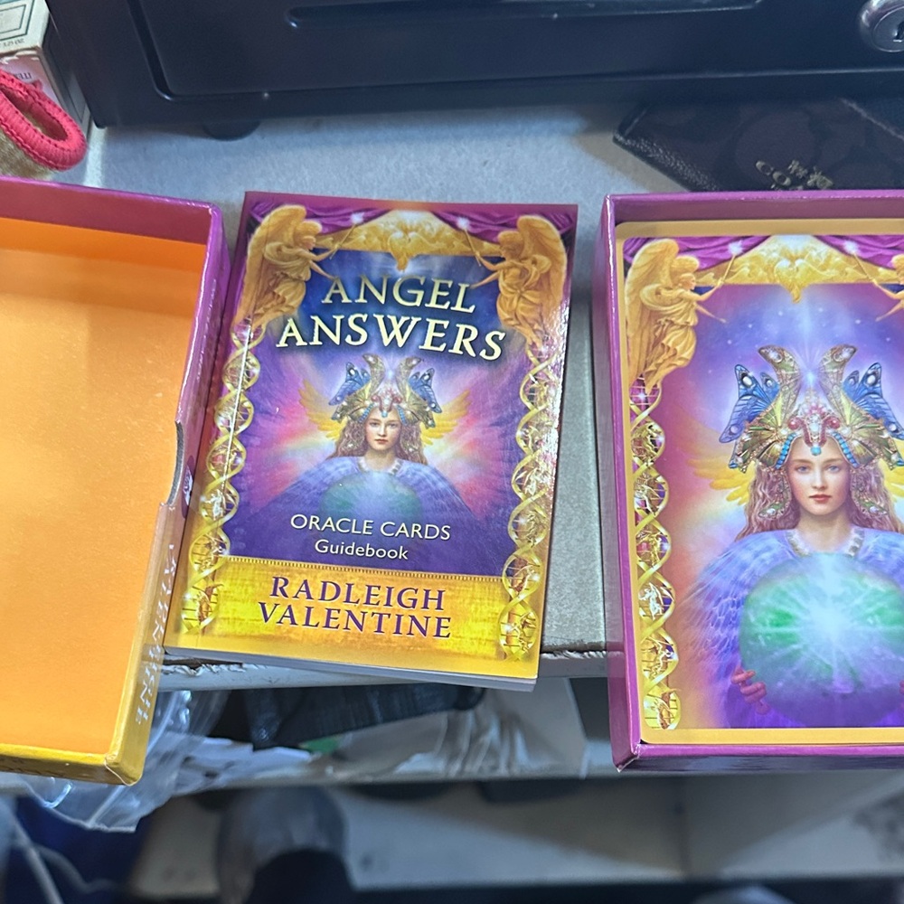 Angel Answers Oracle Cards - Picture 4 of 4